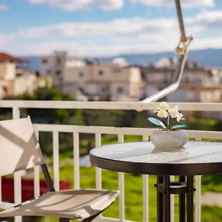 Theni By Zen Estate Apartmán *